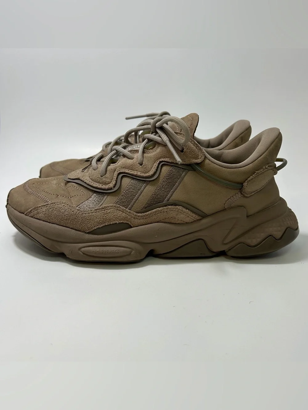 Adidas Originals Ozweego trainers Womens 9.5 
